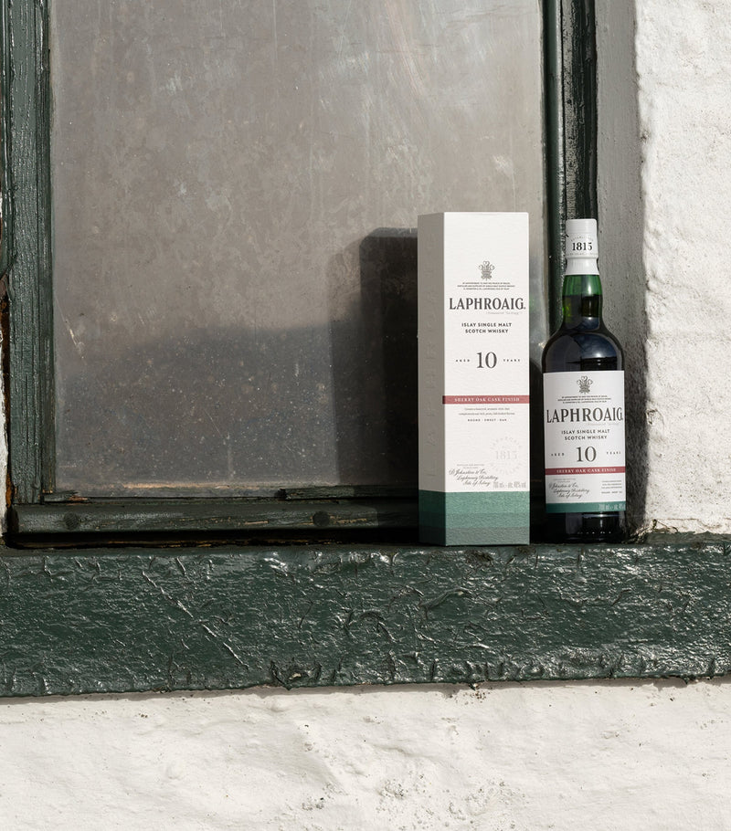 Laphroaig 10-Year-Old Sherry Oak Scotch Whisky 70cl, UK version