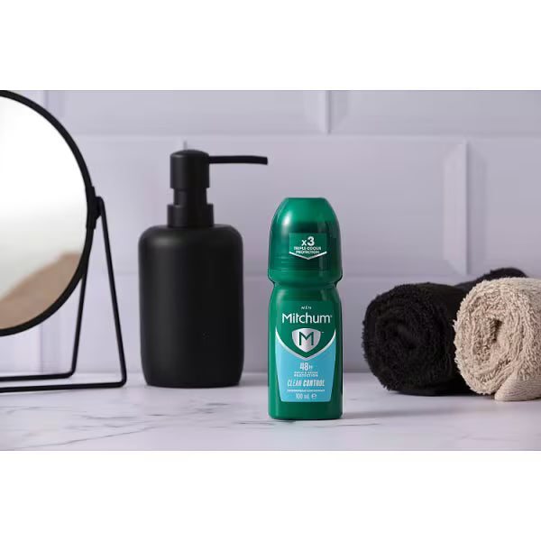 Mitchum Clean Control antiperspirant roll on 100ml, imported from the UK