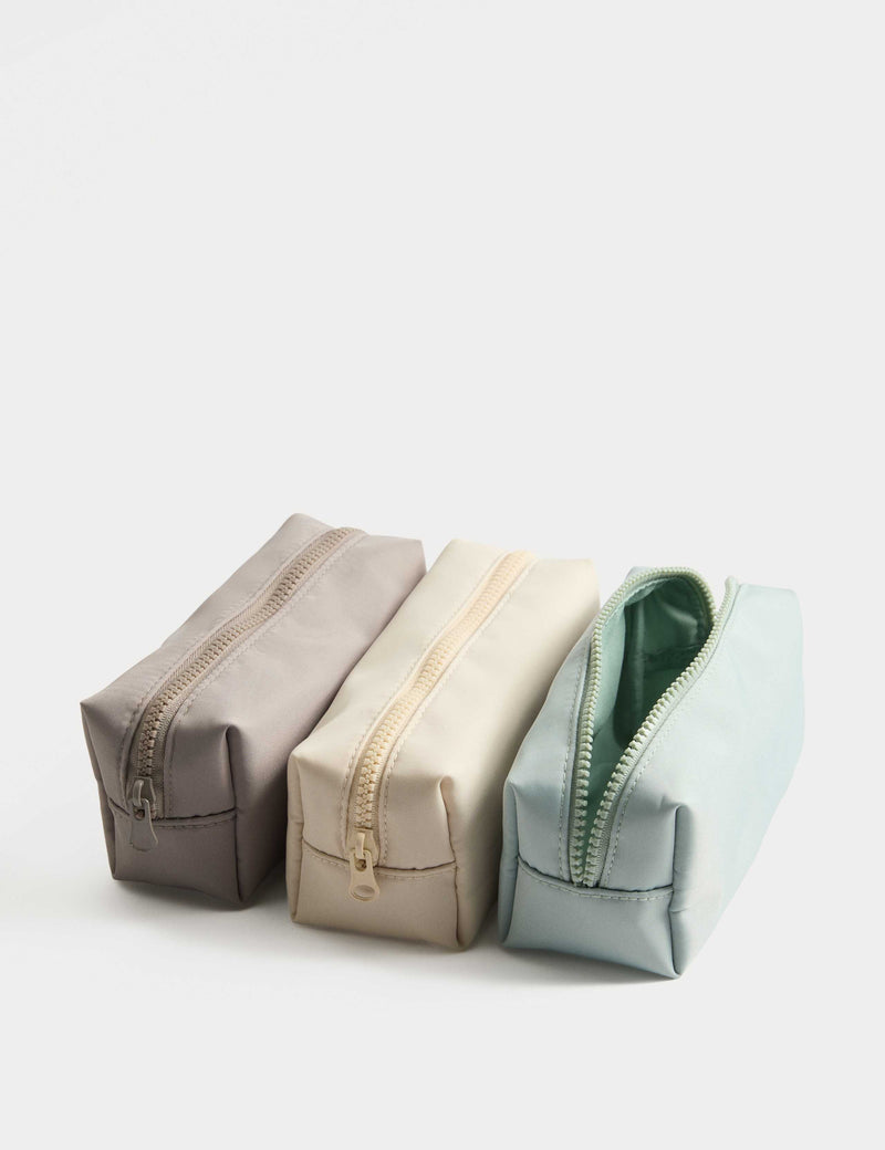 Multipack large utility bags for travel organisation, UK version