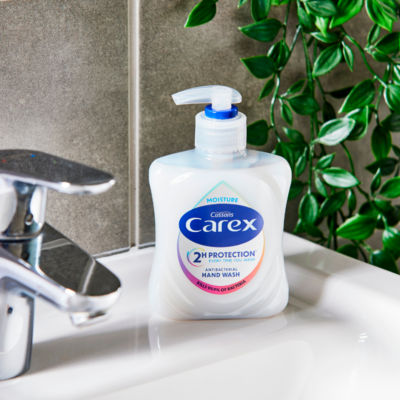 Carex Moisture Antibacterial Hand Wash 500ml - British product