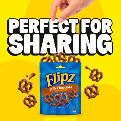 Flipz milk chocolate coated pretzel snacks 90g - British product