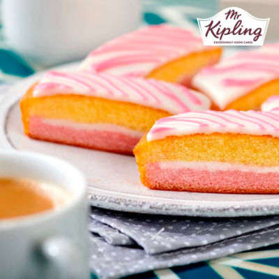 Mr Kipling Angel Cake Slices 8 pack, imported from the UK