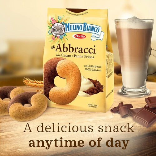 Mulino Bianco Abbracci Biscuits with Chocolate Fresh Cream