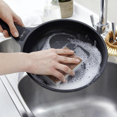 Full Circle Neat Nut Walnut Scour Pads, Pack Of 2