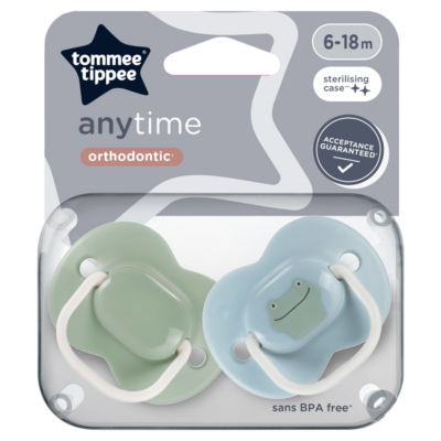 Tommee Tippee symmetrical soothers 6-18 months (British brand)
