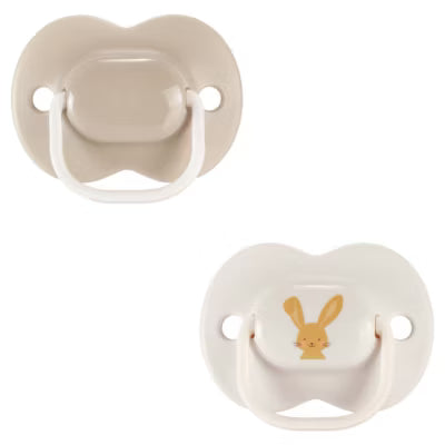 Tommee Tippee symmetrical soothers 6-18 months (British brand)