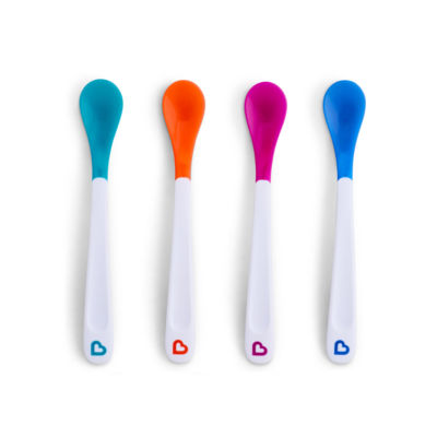 Munchkin White Hot Safety Spoons 4 Pack, imported from the UK