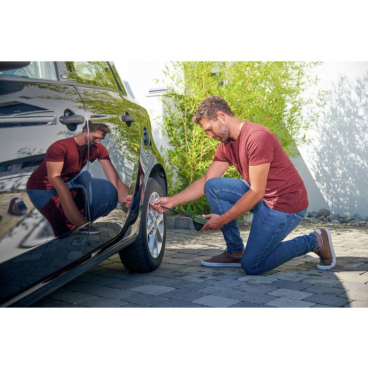 Bosch EasyPump cordless air pump, UK version