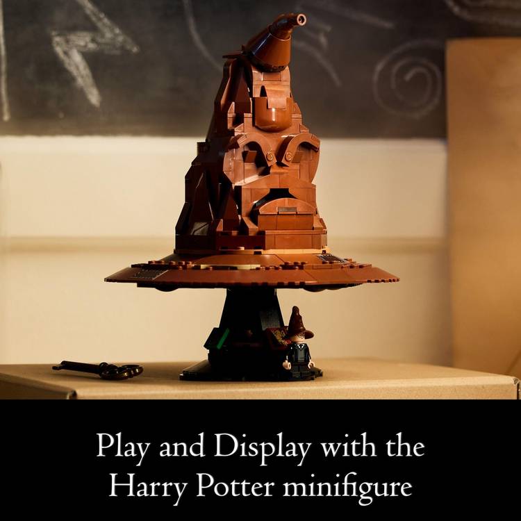 LEGO Harry Potter Talking Sorting Hat 561 pieces (British brand)
