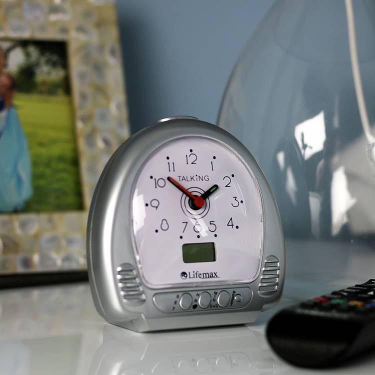 Lifemax Talking Alarm Clock with dual analogue and digital display (British brand)