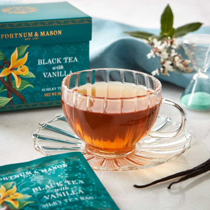 Black tea with vanilla silky tea bags 30g - British product