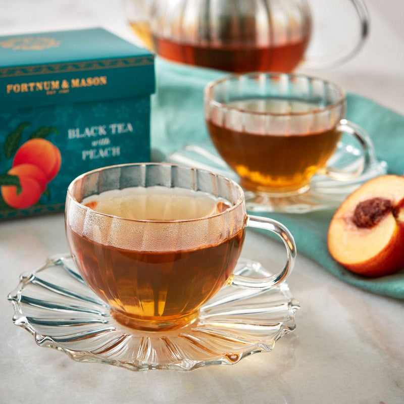 Black tea with peach 15 silky tea bags 30g, UK version