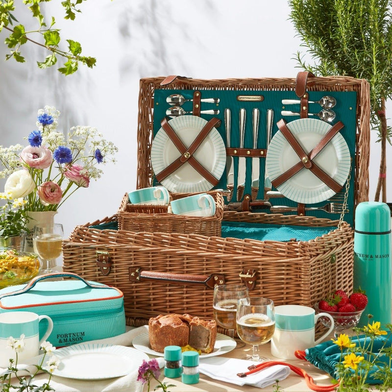 Fortnum's Stripe Picnic Hamper for four - British product