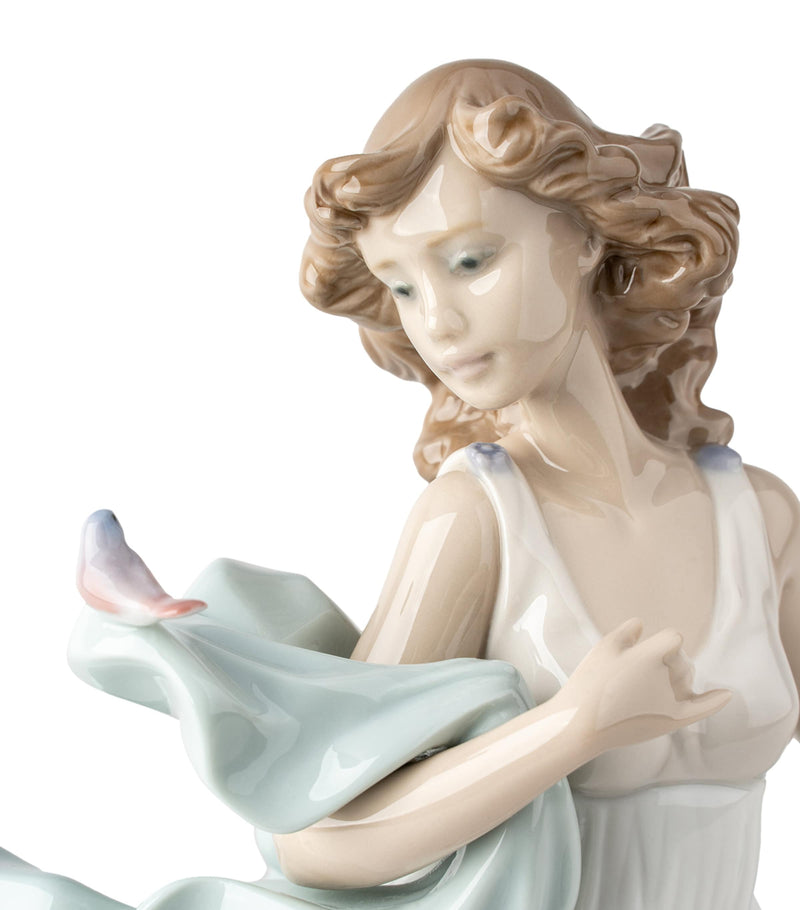 Lladró Summer Serenade porcelain figurine 32cm, UK version