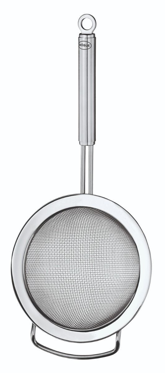 Rösle coarse round handle kitchen strainer, imported from the UK