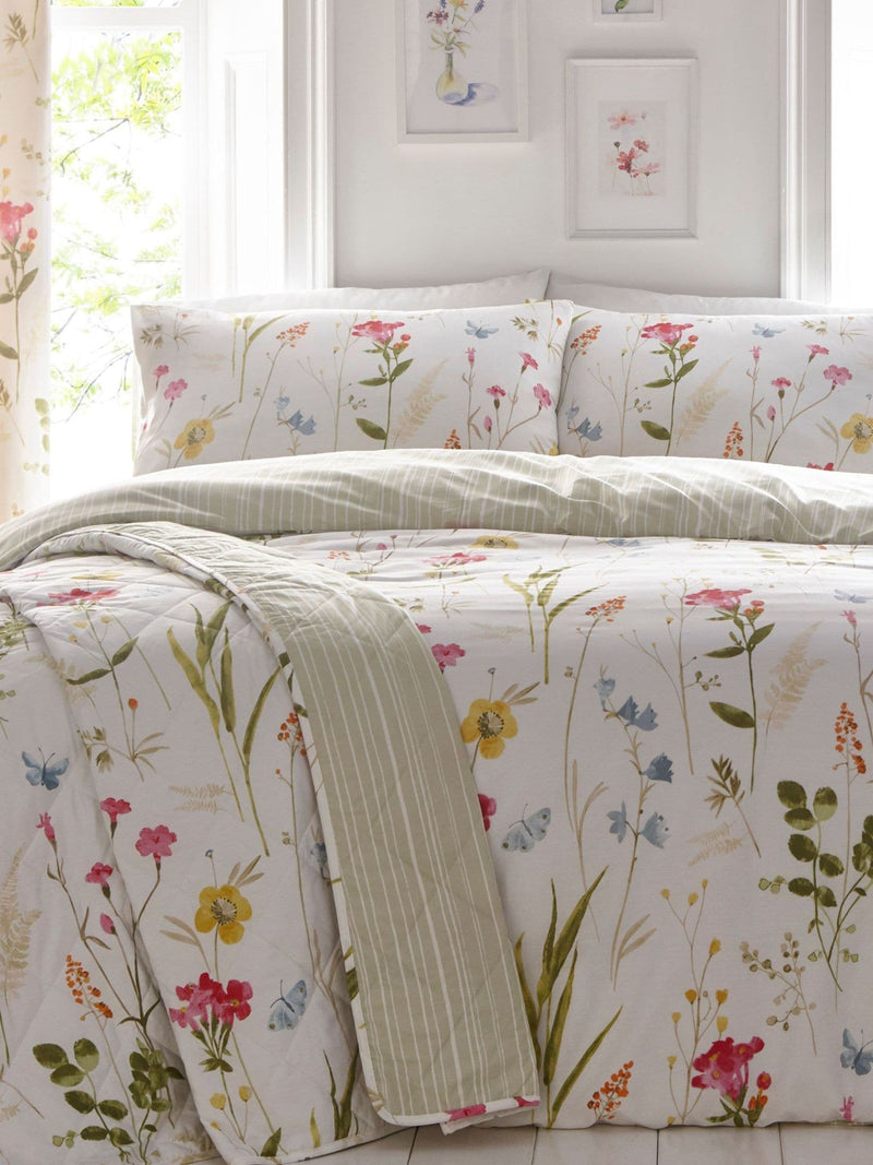Dreams & Drapes quilted bedspread White Spring Glade Floral, imported from the UK