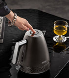 De'Longhi stainless steel Diadema electric kettle - British product