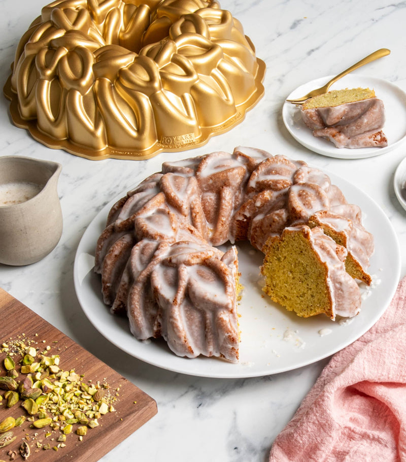 Nordic Ware Laurel Wreath Bundt Pan cast aluminium non-stick, imported from the UK