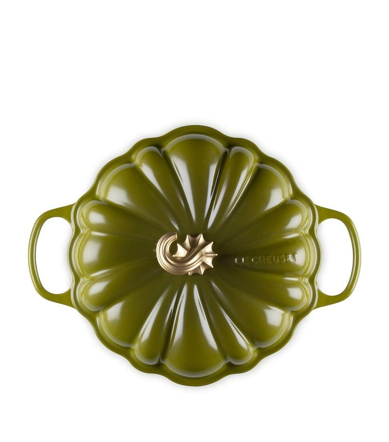 Le Creuset cast iron pumpkin shallow casserole dish 28cm, UK version
