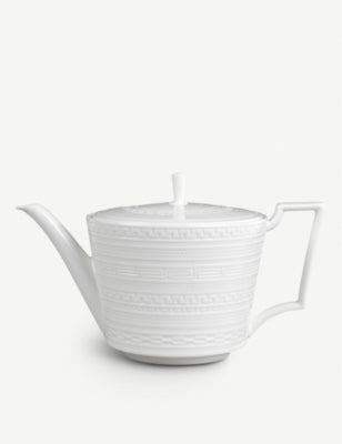 Wedgwood Intaglio embossed bone china teapot 1L, imported from the UK