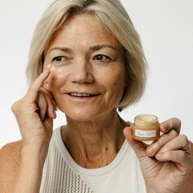 UpCircle Eye Cream with Cucumber Hyaluronic Acid + Coffee   15ml GOODS M&S