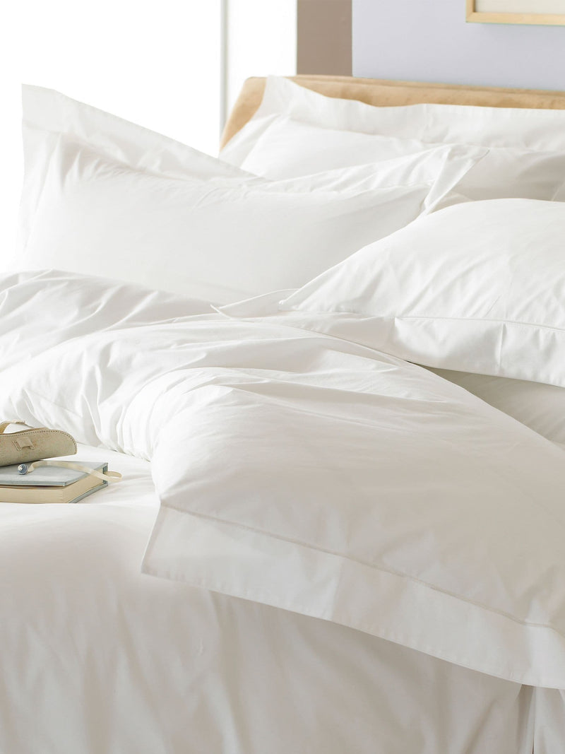 Paoletti White Oxford Hotel Quality 200 Thread Count 100% Cotton Duvet Cover and Pillowcase Set