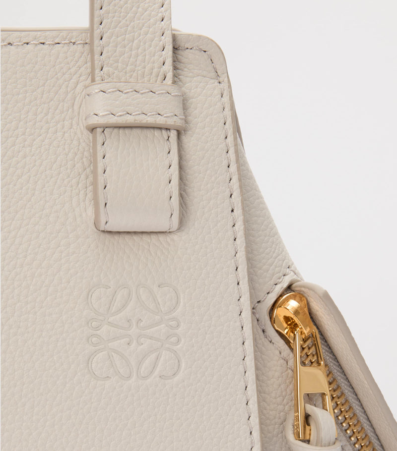 LOEWE Hammock bag in calfskin leather, UK version