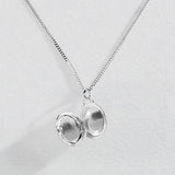 Revere sterling silver pawprint photo locket pendant 45.72cm - British product