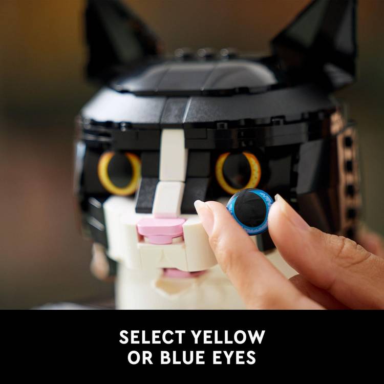 LEGO Ideas Tuxedo Cat model 1710 pieces, UK version