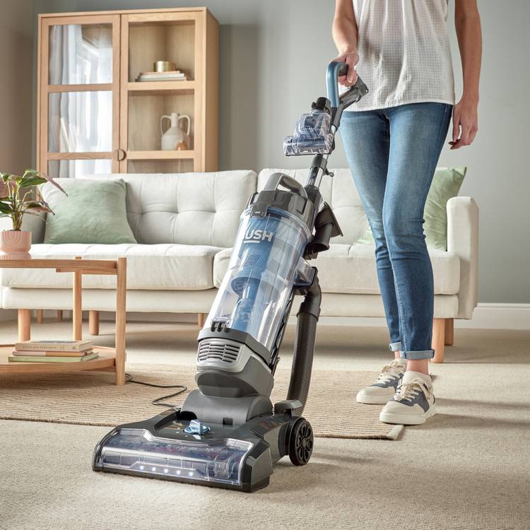 Bush upright pet vacuum cleaner 5.6kg, UK version
