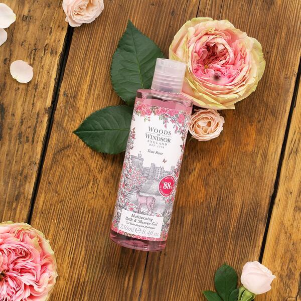 Woods of Windsor Rose Bath and Shower Gel 250ml (British brand)