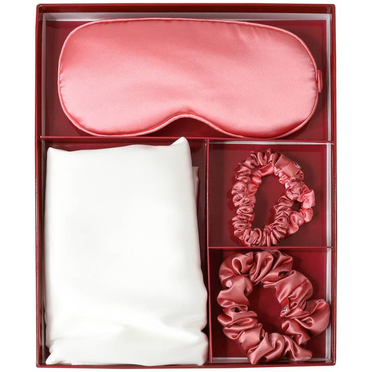 W7 Bedtime Gift Set beauty sleep accessories - British product