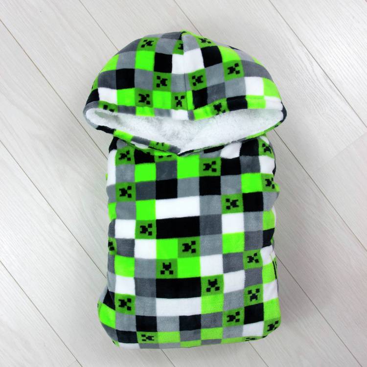 Minecraft fleece hooded blanket medium, UK version