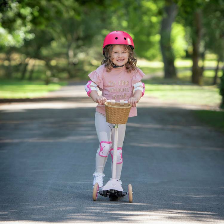 EVO Mini Cruiser 3 wheel scooter in pink pastel (British brand)