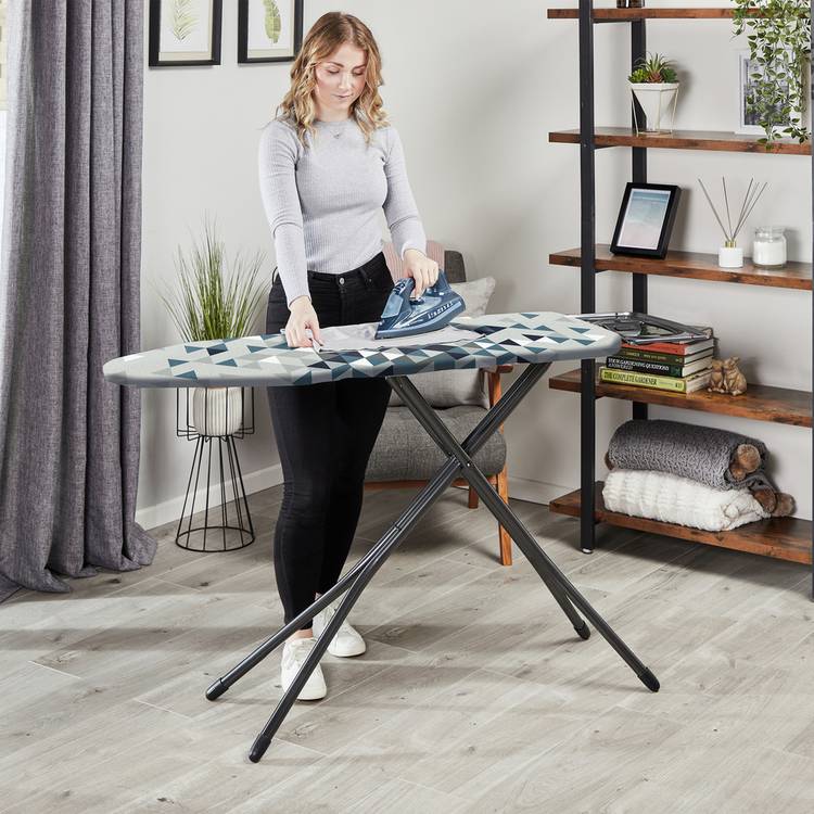 Minky Smartfit reflector ironing board cover 125x45cm, imported from the UK