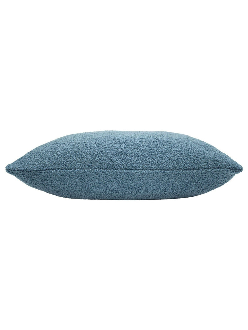 furn. teddy borg fleece cushion wedgewood blue - British product