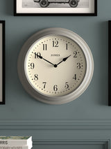 Jones Clocks Graue Klassische Wanduhr