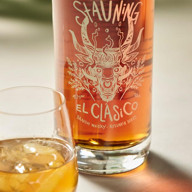 Stauning El Clasico Rye Danish Whisky Vermouth Cask   70cl GOODS M&S