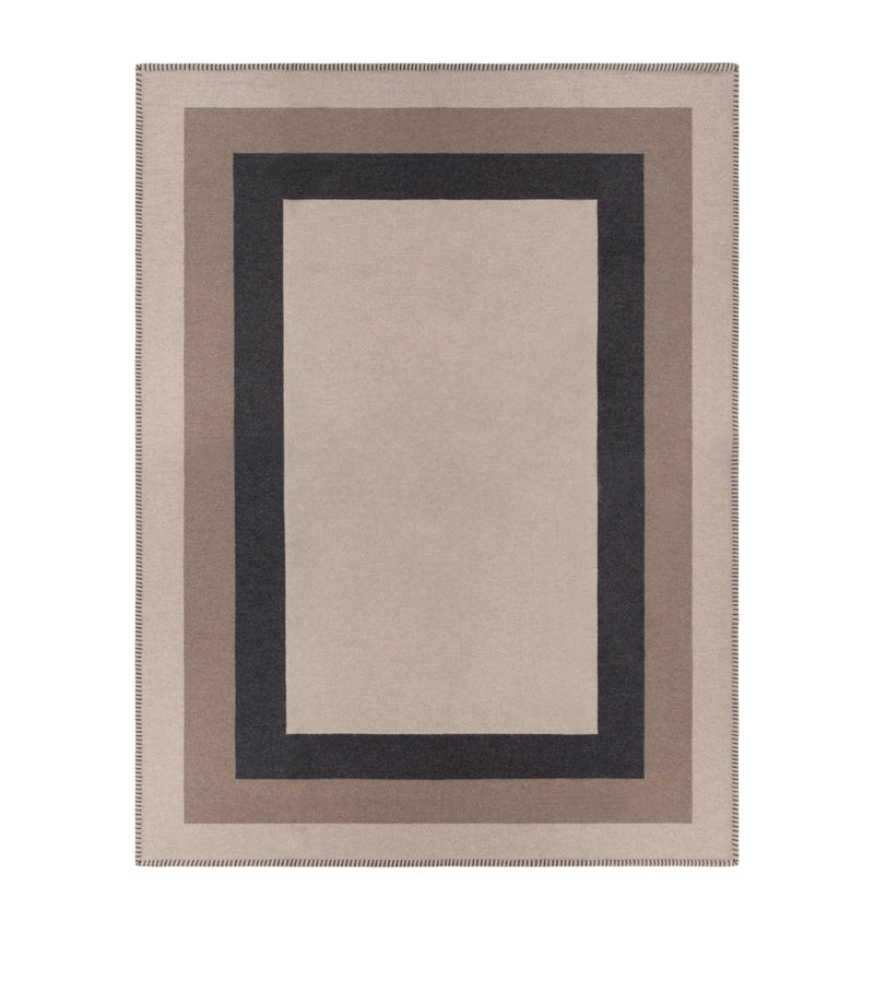 Begg x Co lambswool-cashmere Valatzu Josef blanket 137cm x 180cm - British product