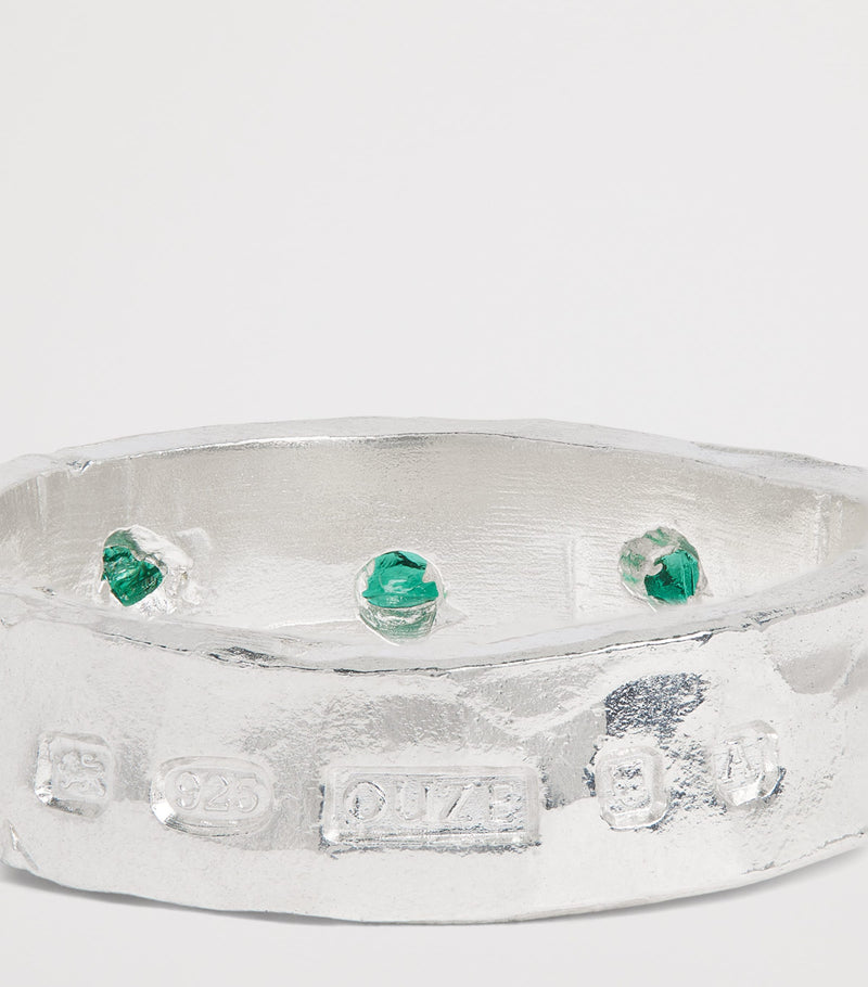 THE OUZE sterling silver and emerald scatter ring (British brand)