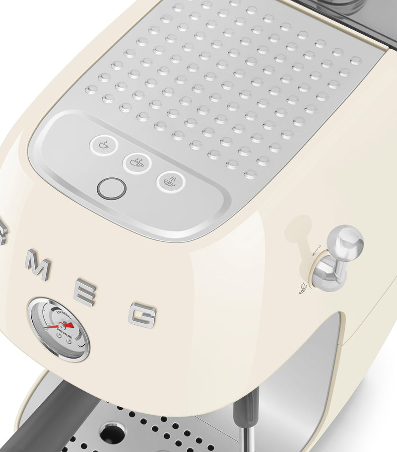 Smeg coffee machine espresso and cold brew, imported from the UK