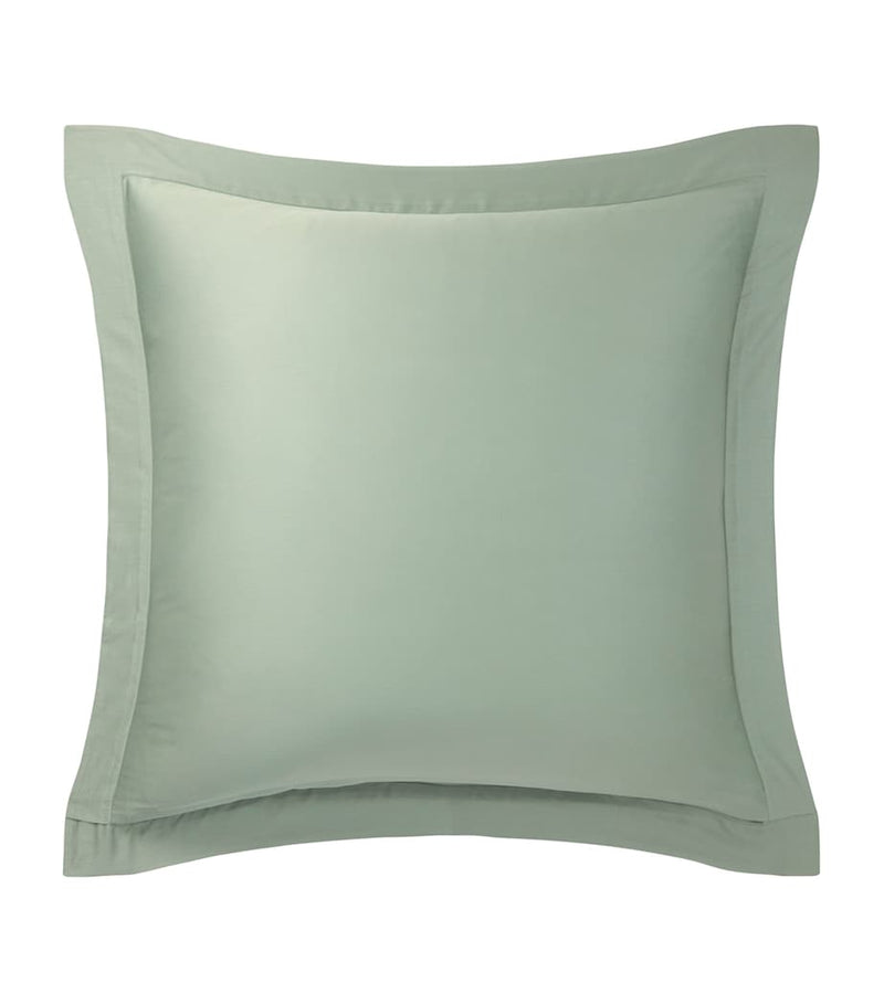 Yves Delorme Triomphe Square Oxford pillowcase 65cm x 65cm (British brand)