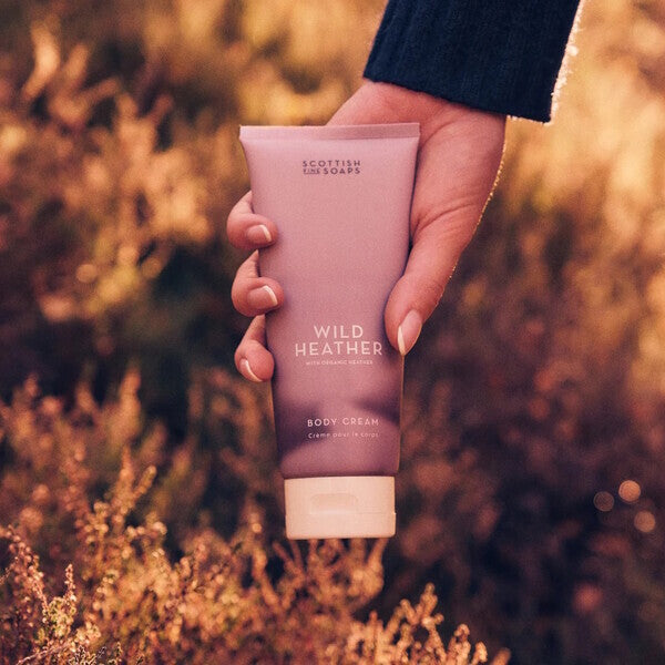 Scottish Fine Soaps Wild Heather Body Cream 200ml (British brand)