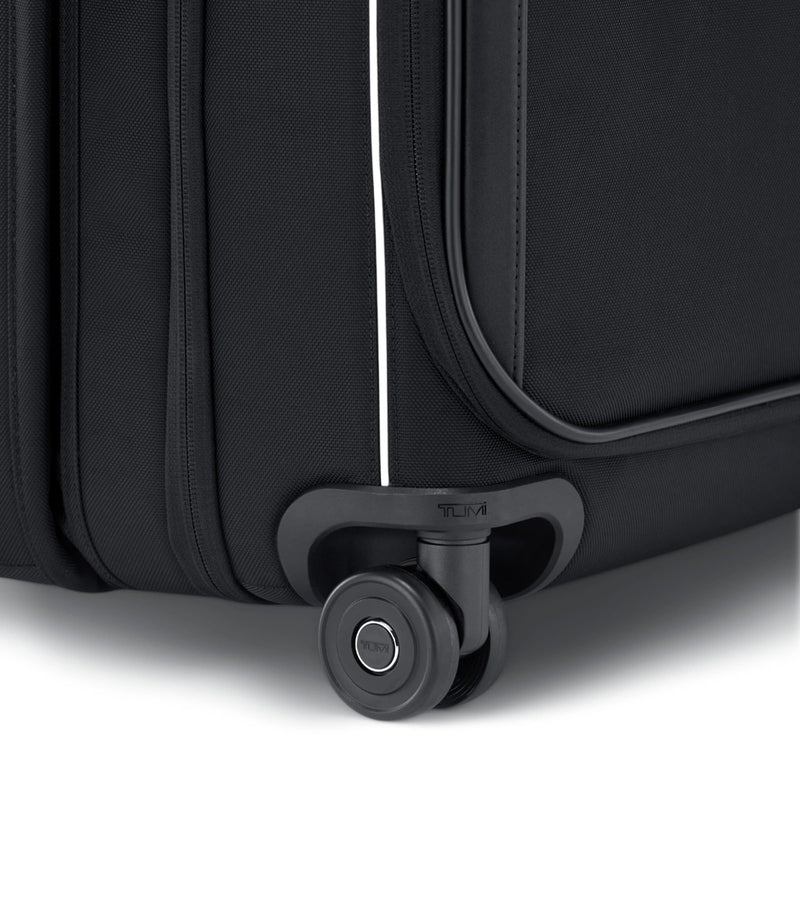 Tumi Arrivé Check-In Suitcase 73.5cm - British product