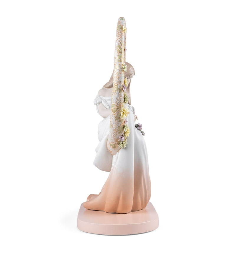 Lladró In Her Thoughts porcelain sculpture, UK version