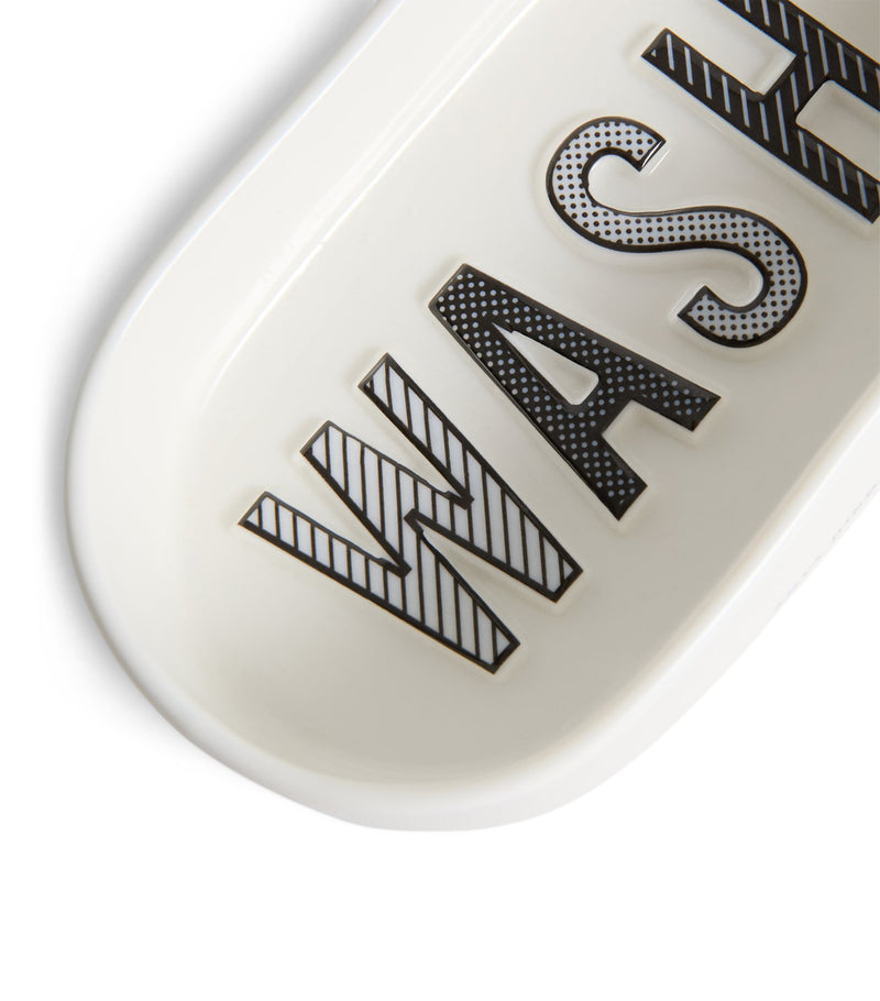 Anya Hindmarch Eyes bathroom set - British product