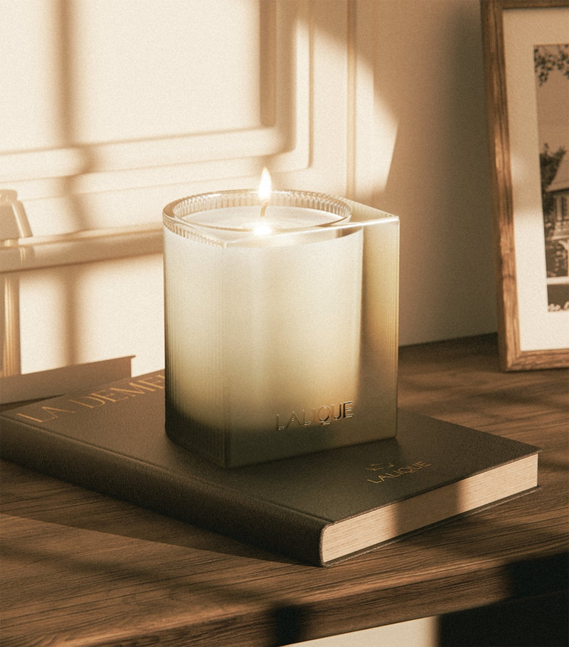 Lalique La Demeure scented candle 220g, imported from the UK