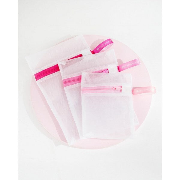 Brushworks Beauty Wash Bag Set 3 Pack - British product
