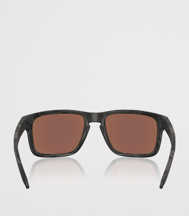 Oakley Holbrook square sunglasses (British brand)