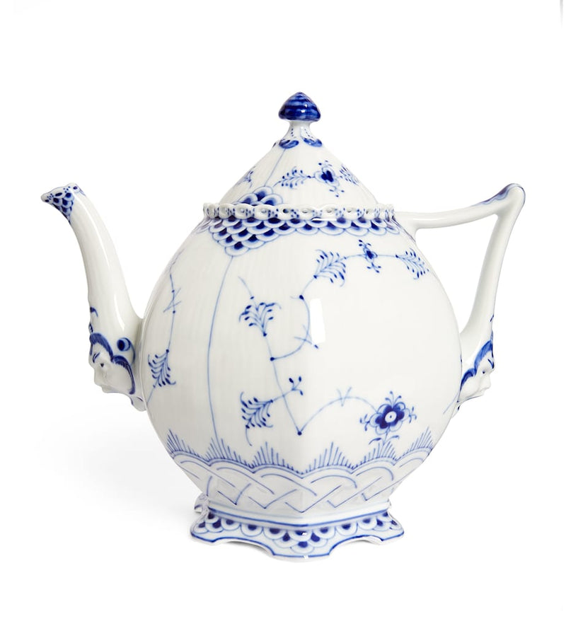 Royal Copenhagen Blue Fluted Full Lace teapot 1L, imported from the UK